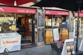 Cervecería Conde Drácula Fachada Cervecería Conde Drácula Fachada